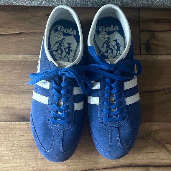 Gola Shoes - Gola Blue and White Athletic Shoes